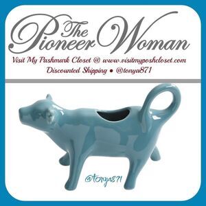 🦋 New Pioneer Woman Turquoise Cow Creamer